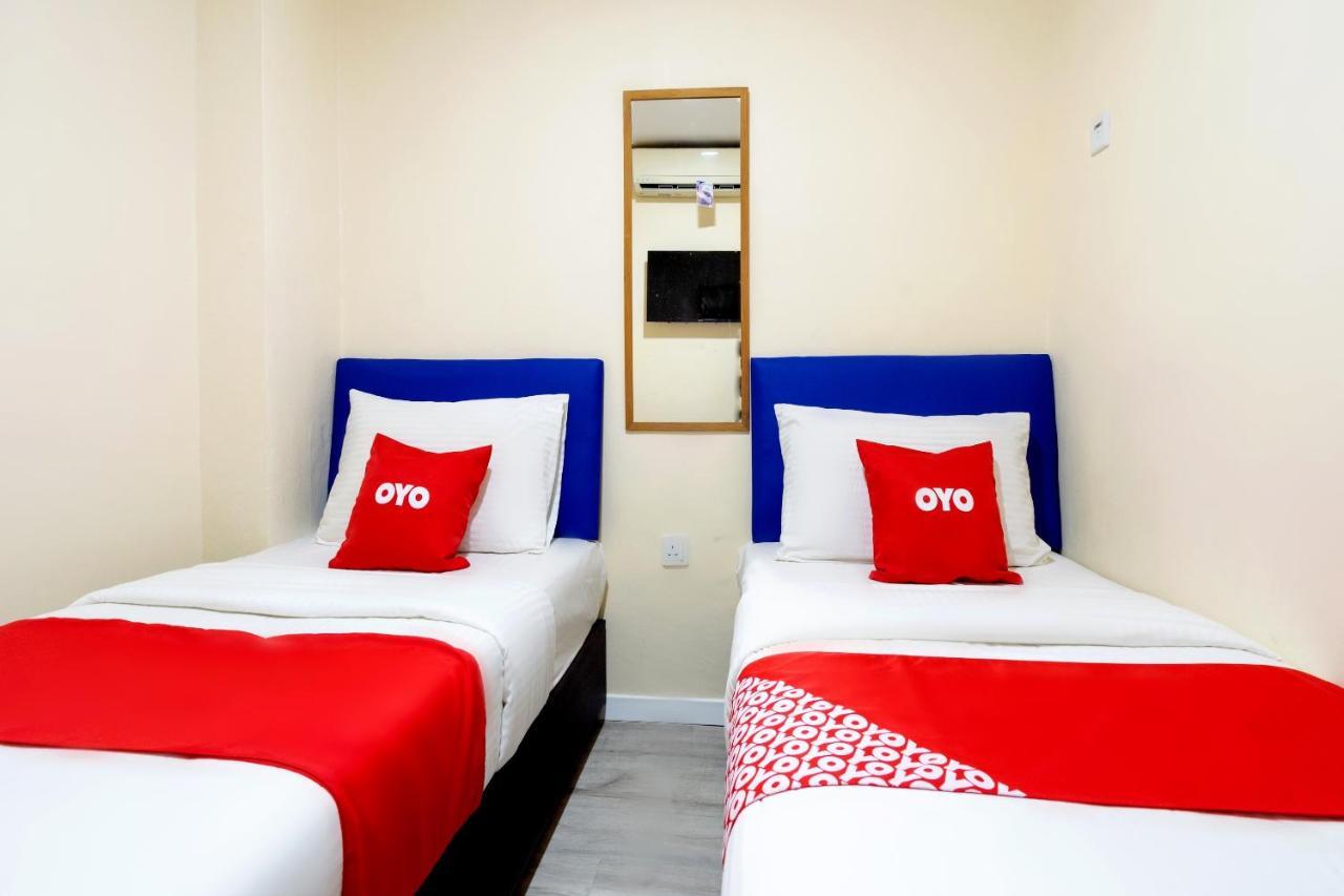 Hentian Hotel Kajang Kültér fotó